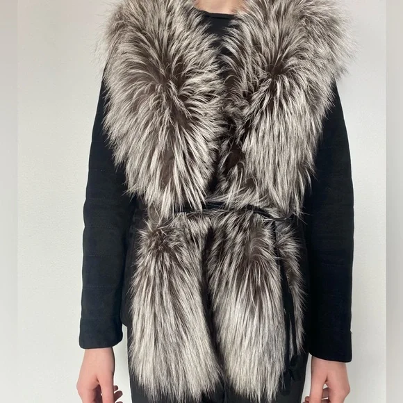 Fur jacket - Picture 1 of 6